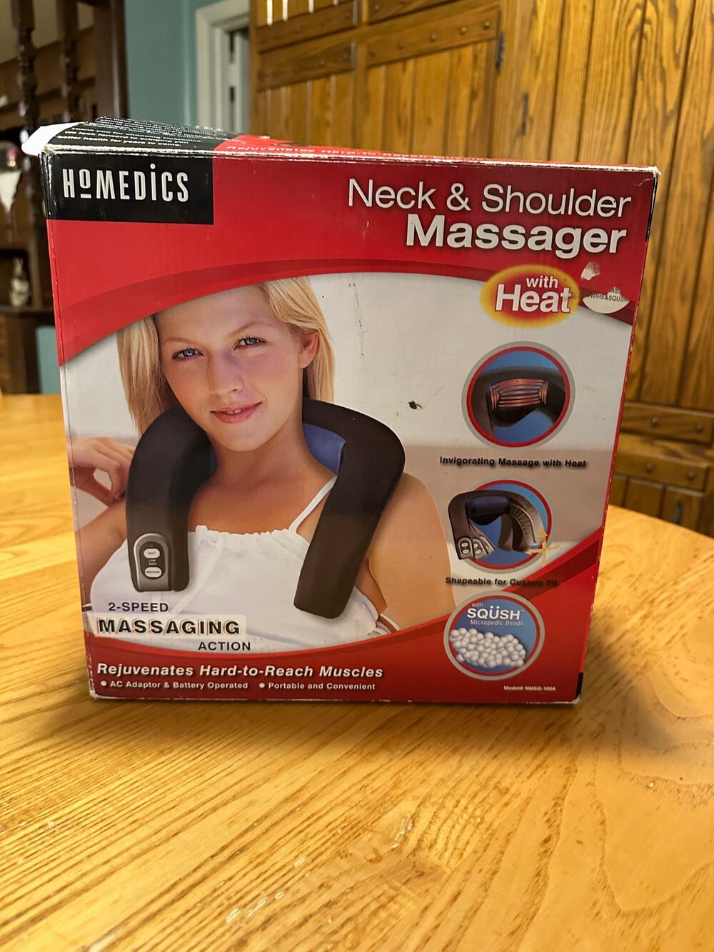 HoMedics NMSQ-100 Neck and Shoulder Massager with Heat 2 Speed SQUSH Microbead